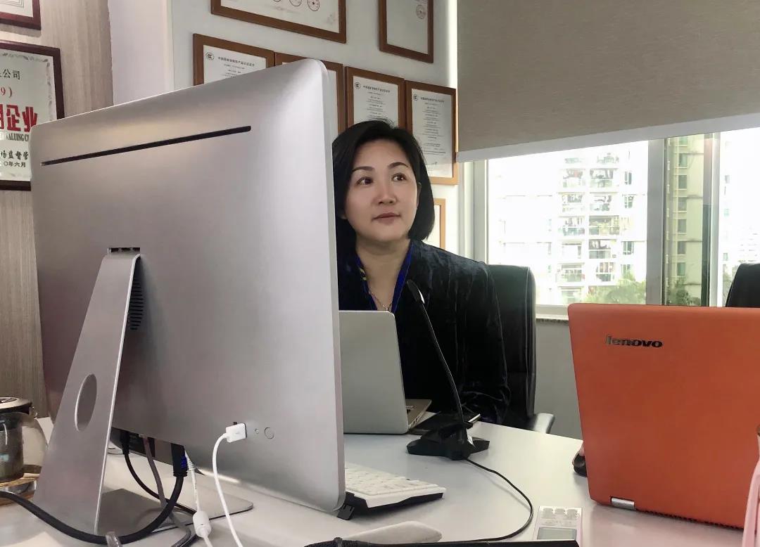 97������ʼ��Ÿ��ܲü����ڻ�����˾�� ����Ůʿ