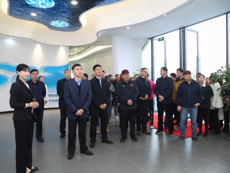 97����-����Ʒ��,Դ������