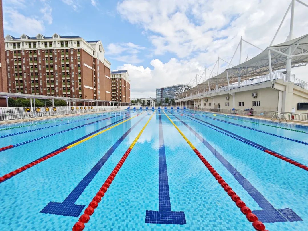 <b>��Ӿ������е�������ʡ����ʡ�������������������˫�֣�</b>